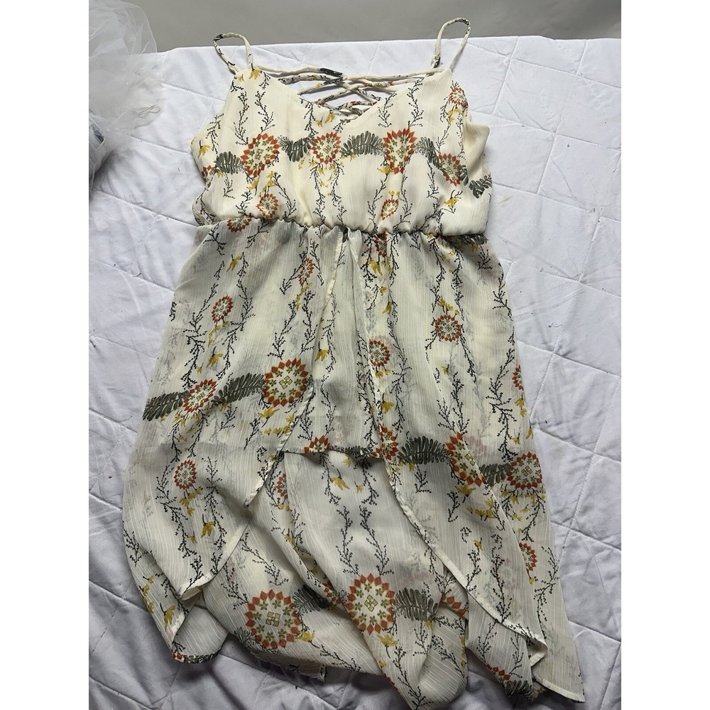 Maurices Size 1 Ruffle‎ Top